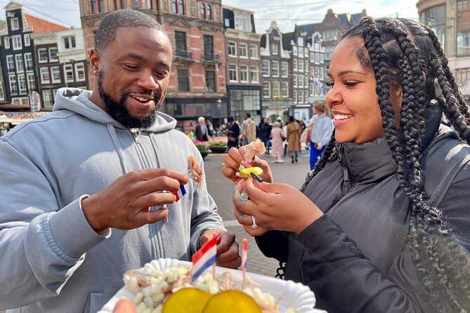 10 Tastes of Amsterdam: Food Tour by UNESCO Canals and Jordaan - Starting underground with Gouda and Dutch spirits