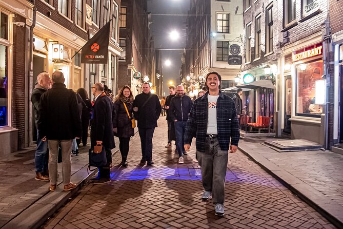 2-hour Red Light District and Old Town Walking Tour in Amsterdam - Starting at Geldersekade 2
