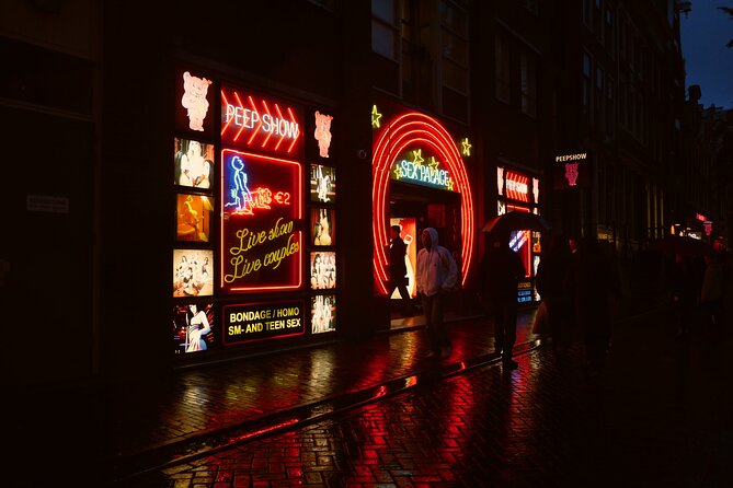 2-hour Red Light District and Old Town Walking Tour in Amsterdam - The Oude Kerk puts the district in perspective