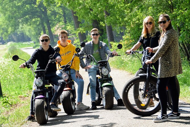 2 Hours E Chopper Rental in Beuningen - Price, insurance, and what you receive