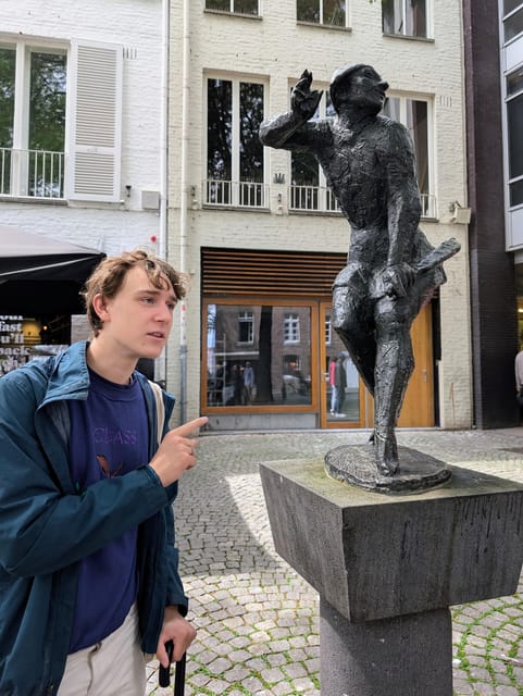 2H Walking Tour Maastricht - Saint Servatius and Maastricht’s grand center