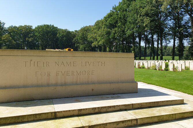 6 Hour Battle of Arnhem Tour by Car with Private Guide - A 30-minute lunch stop in Oosterbeek