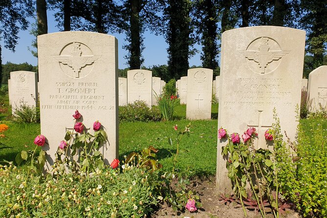 6 Hour Battle of Arnhem Tour by Car with Private Guide - The guide’s maps and personal stories