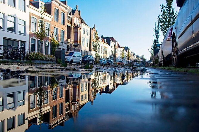 90 Minutes Self-Guided Family Friendly Walking Tour in Gouda - Stop 1: Gouda City Hall and the start of the story