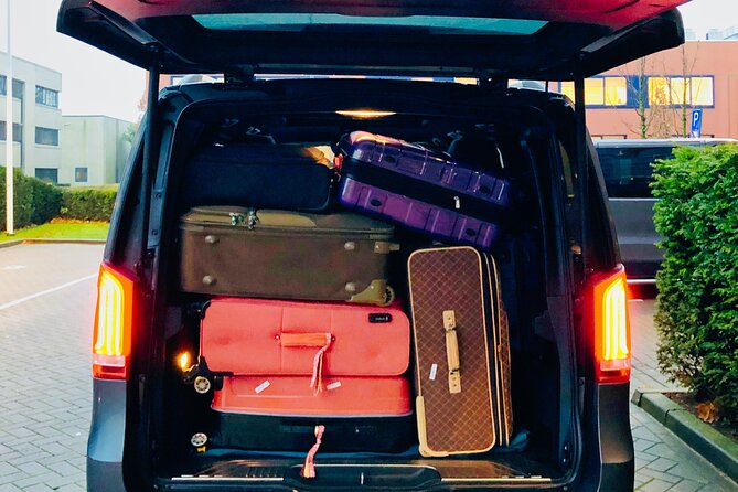 Airport Private Transfer: Schiphol Airport ↔ Amsterdam City - Who gets the most from this transfer
