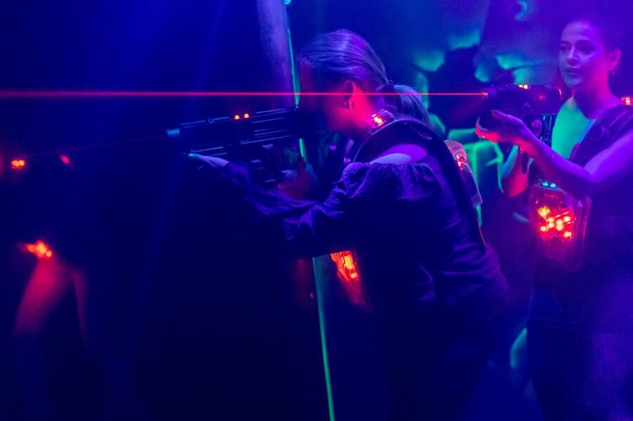 Aloha Amsterdam: Laser Tag Experience - Fifteen minutes of full-action play