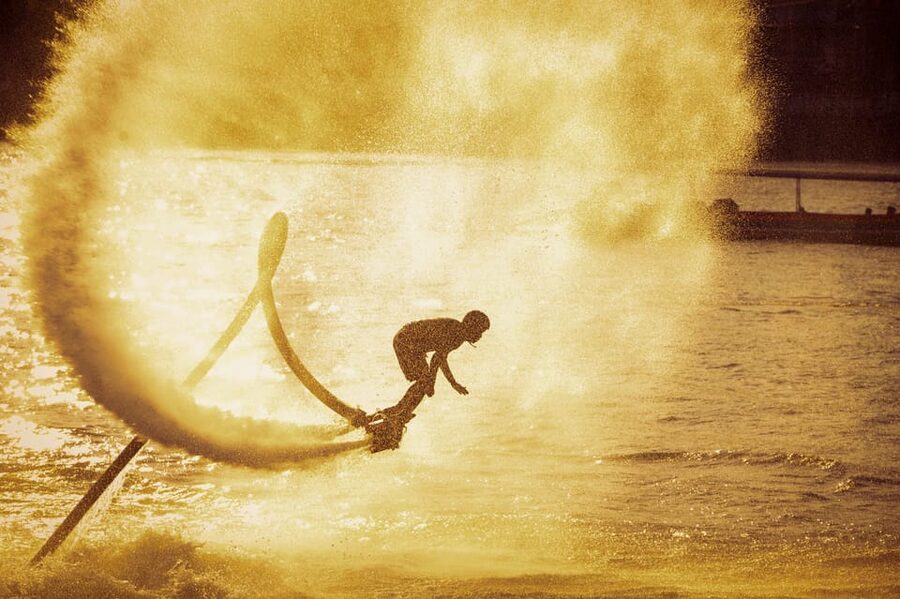 Alphen aan den Rijn: 15-Minute Flyboard Experience - The thrills, and the limits