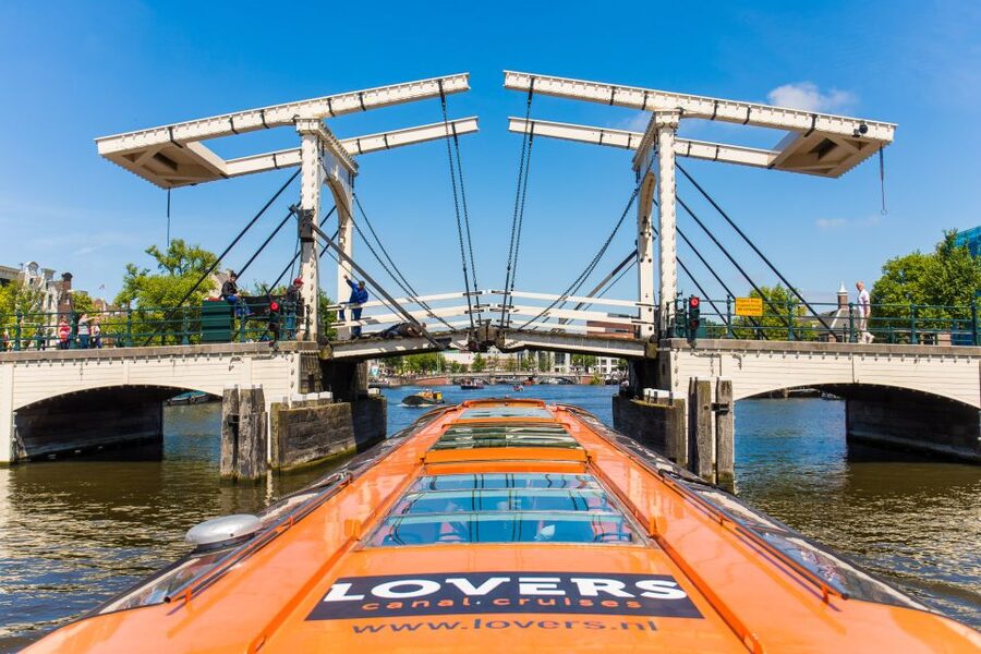 Amsterdam 1-Hour Canal Cruise and Ripley’s Believe it or Not - How to Plan Both Activities in One Day