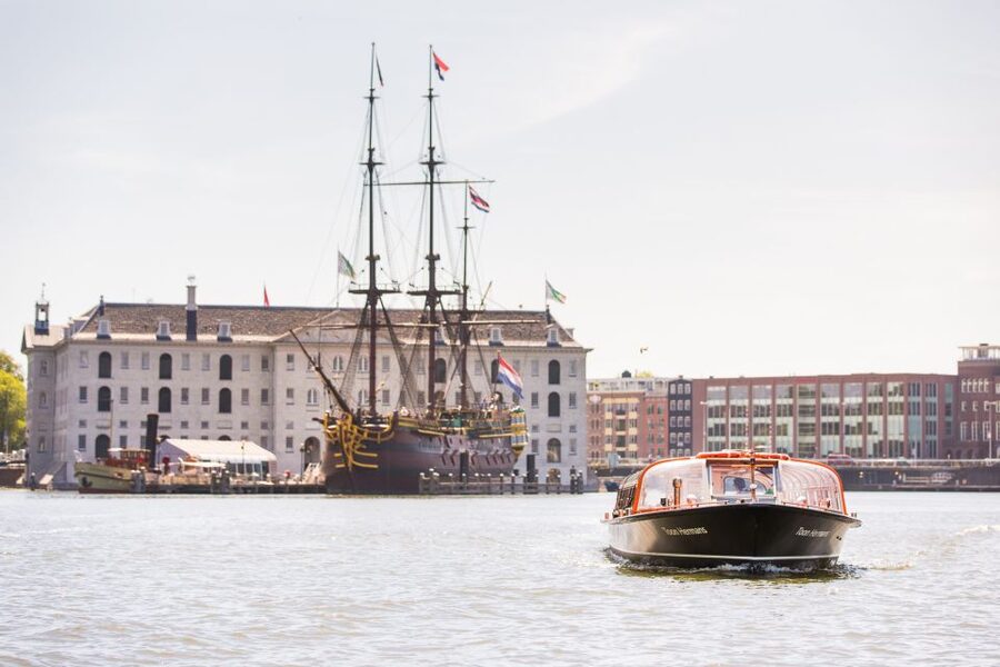 Amsterdam 1-Hour Canal Cruise and Ripley’s Believe it or Not - Practical Tips for a Better Visit