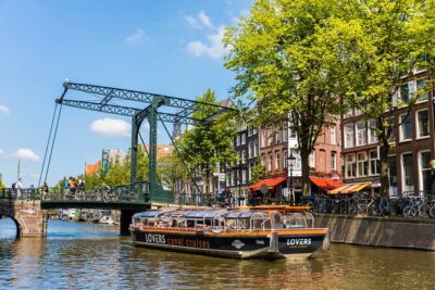 Amsterdam 1h Canal Cruise by Semi-Open Boat with Audio Guide