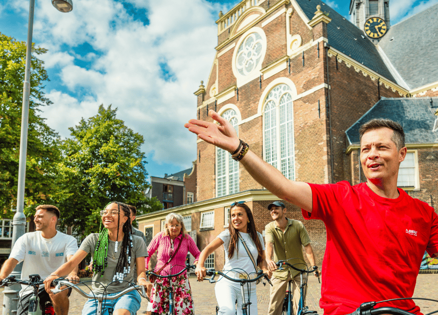 Amsterdam: 2.5-Hour Bike Tour - Vondelpark and Museumplein