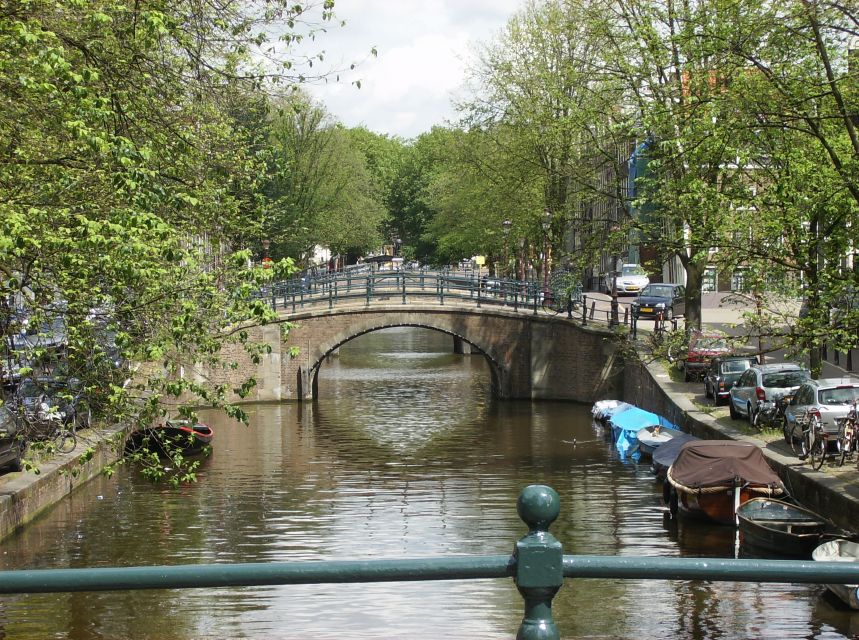 Amsterdam: 2.5-Hour Historic Private Walking Tour - Starting beside Central Station
