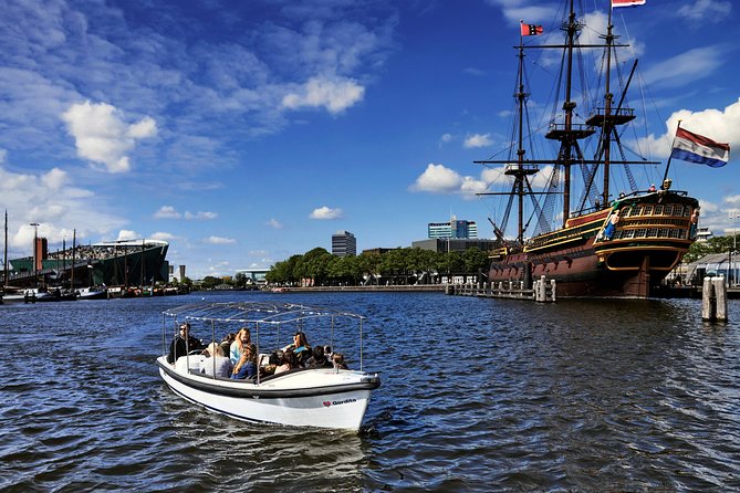 Amsterdam 2-hour Private Canal Cruise with Live Guide and Drinks - The Jordaan: Amsterdam at its most personal