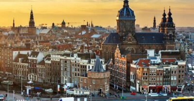 3-Hour Private Highlights City Tour by Minivan