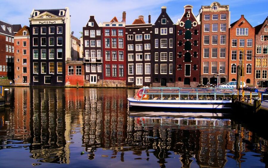 Amsterdam: 3-Hour Private Highlights City Tour by Minivan - The minivan and the private guide