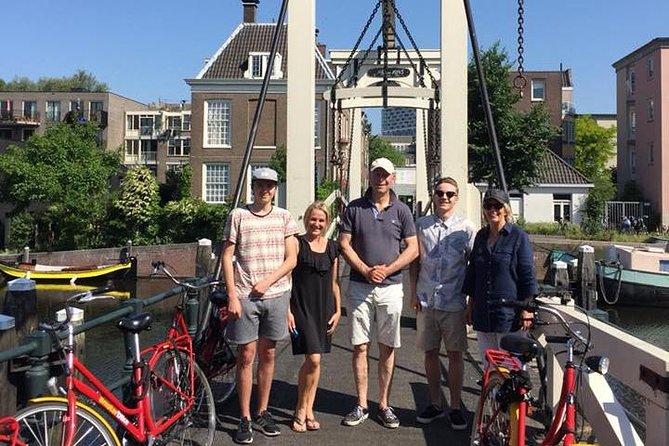 Amsterdam 3 hrs Bike Tour – live guide En/Fr/De/Nl/Sp - A welcome pause in Vondelpark