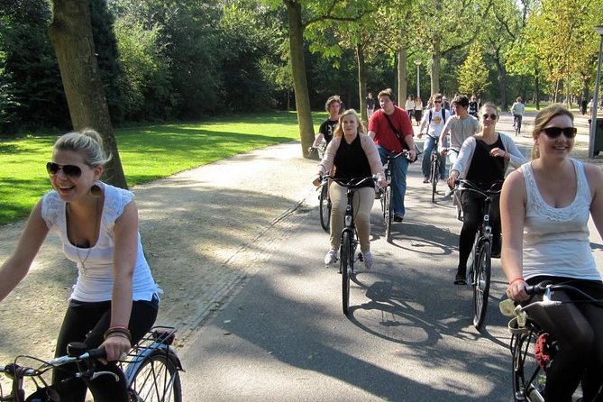 Amsterdam 3 hrs Bike Tour – live guide En/Fr/De/Nl/Sp - Riding through the Jordaan and western canals