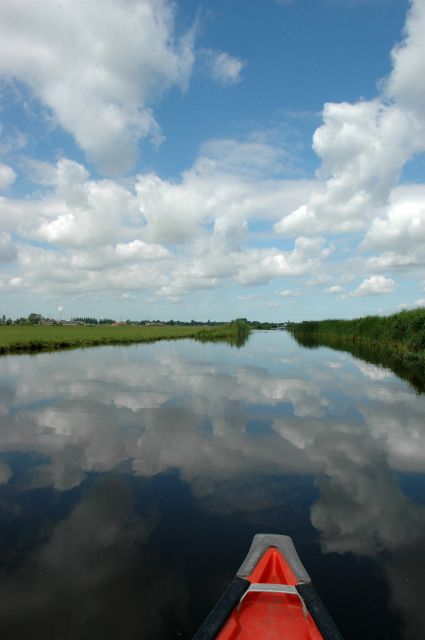 Amsterdam 5-Hour Guided Canoe Trip in the Wetlands - Weather, clothing, and physical demands