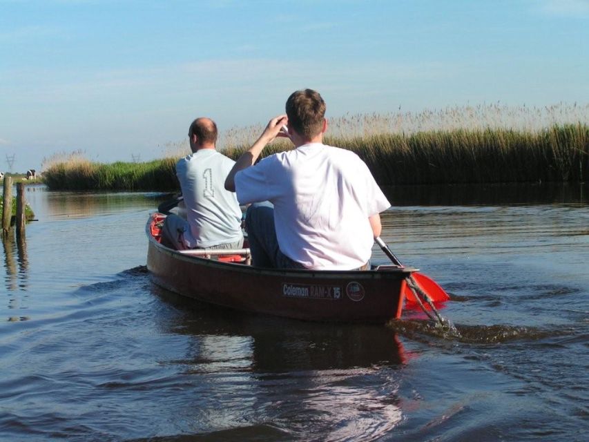 Amsterdam 5-Hour Guided Canoe Trip in the Wetlands - A guide who connects the water to Amsterdam