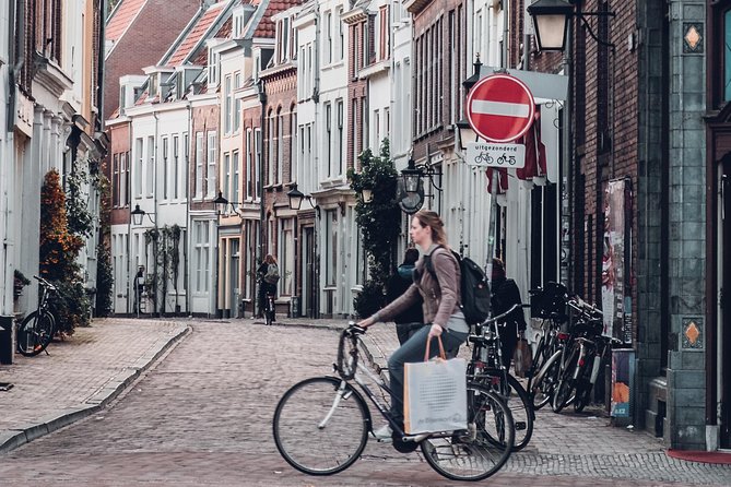 Amsterdam Airport Schiphol & Amsterdam City to Utrecht - The value of $110.54 per person
