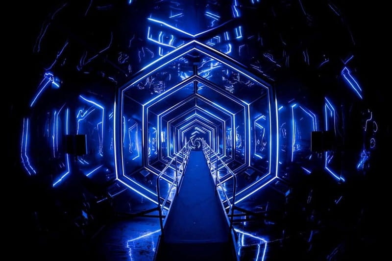 Amsterdam: AMAZE Immersive Audiovisual Experience Ticket - The first rooms: getting used to light, sound, and smoke