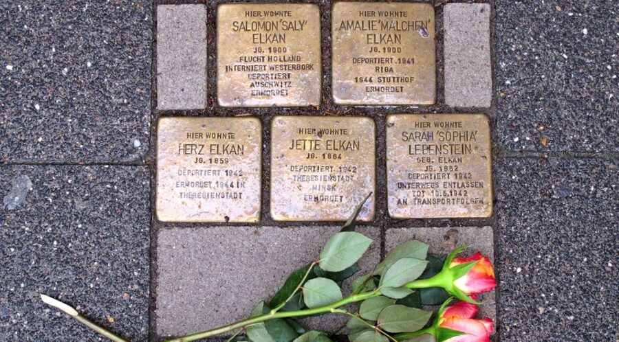 Amsterdam: Anna Frank and World War II History Walking Tour - Is $28 a fair price?