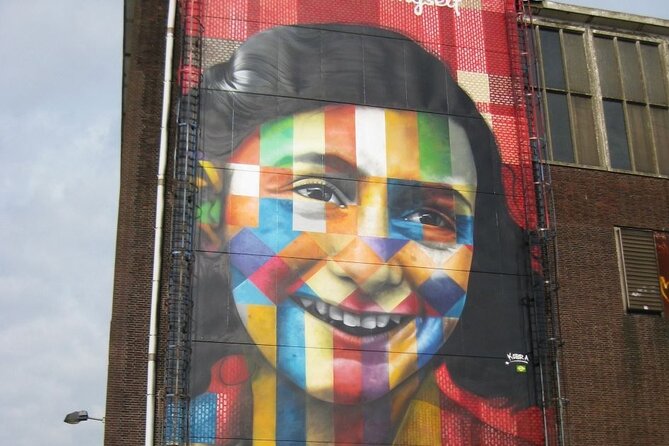 Amsterdam: Anne Frank and Jewish Quarter Walking Tour (TOP RATED) - The Auschwitz Monument and the weight of remembrance