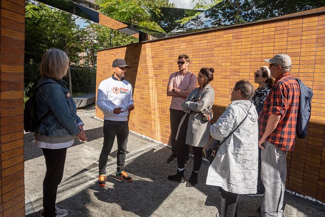 Amsterdam: Anne Frank and Jewish Quarter Walking Tour (TOP RATED) - Resistance at the Verzetsmuseum Amsterdam