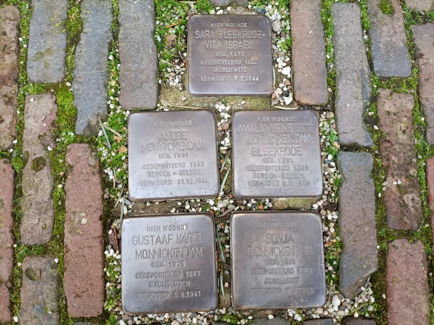 Amsterdam: Anne Frank Guided Small Group Walking Tour - Reaching the Anne Frank House without a ticket