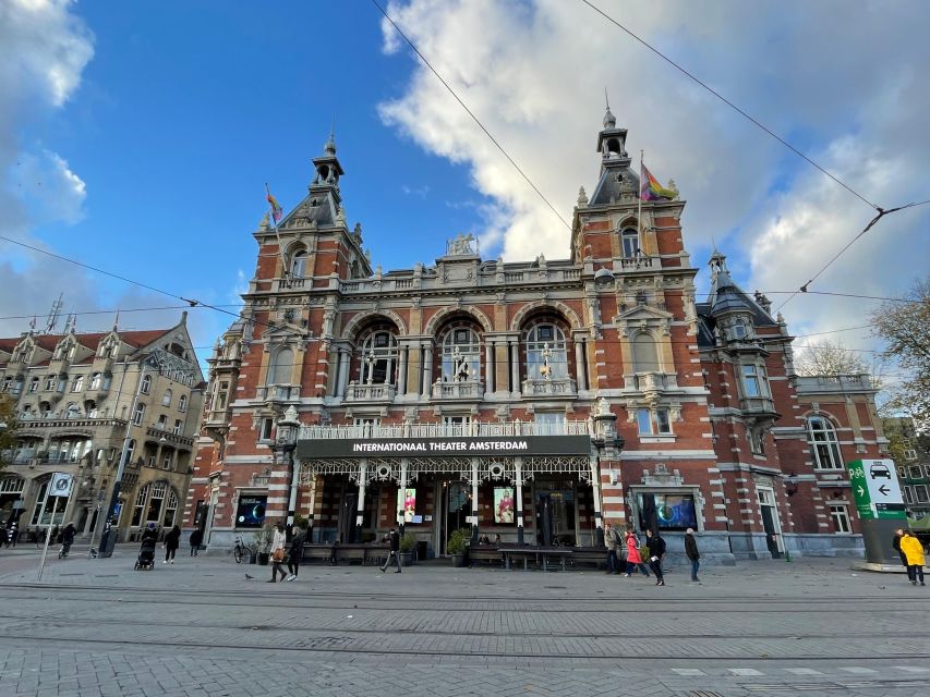 Amsterdam: Anne Frank's Last Walk & Visit the House in VR - Through the bookcase without entering the museum