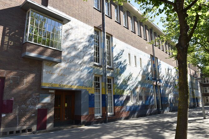 Amsterdam: Anne Frank Walking tour - Discover Her Story - Lekstraat 61: a stop connected with Jewish life