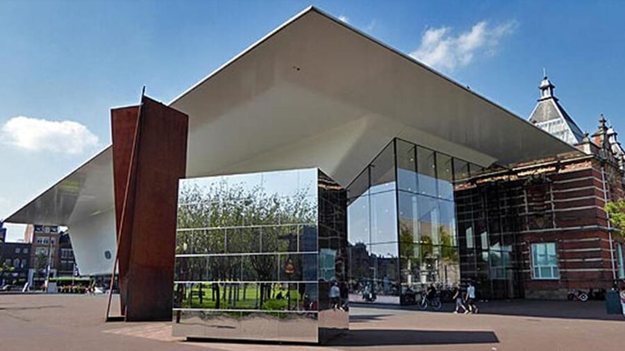 Amsterdam Audioguide - TravelMate app for your smartphone - Museumplein, the Rijksmuseum, and Stedelijk Museum