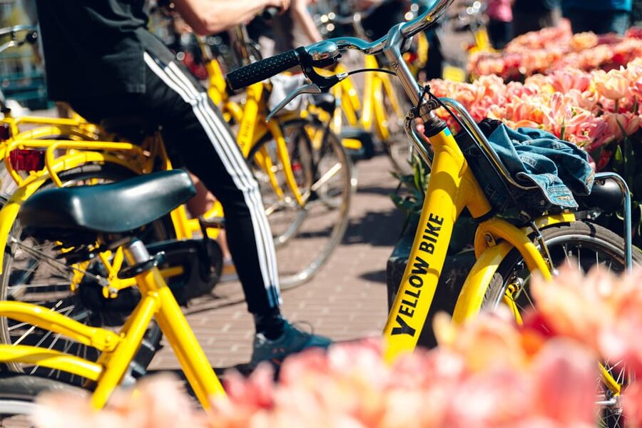 Amsterdam Bike Rental: Central Station & City Center - Locking the Bike and Handling the Deposit