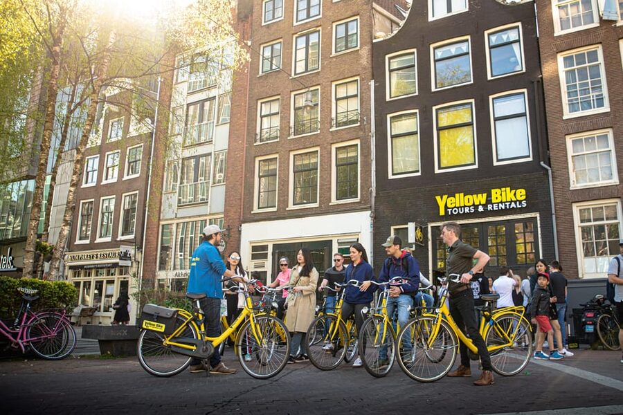 Amsterdam Bike Rental: Central Station & City Center - What the One-Day Timing Really Means
