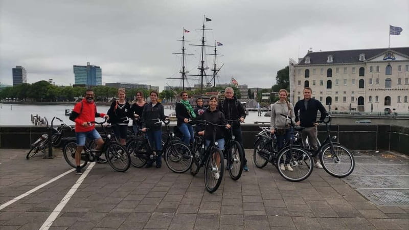 Amsterdam bike tour with a French-speaking guide local! - What the French commentary adds