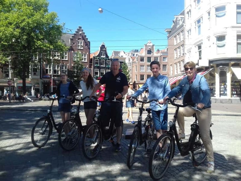 Amsterdam bike tour with a French-speaking guide local! - Starting at IJdok 47 near Central Station