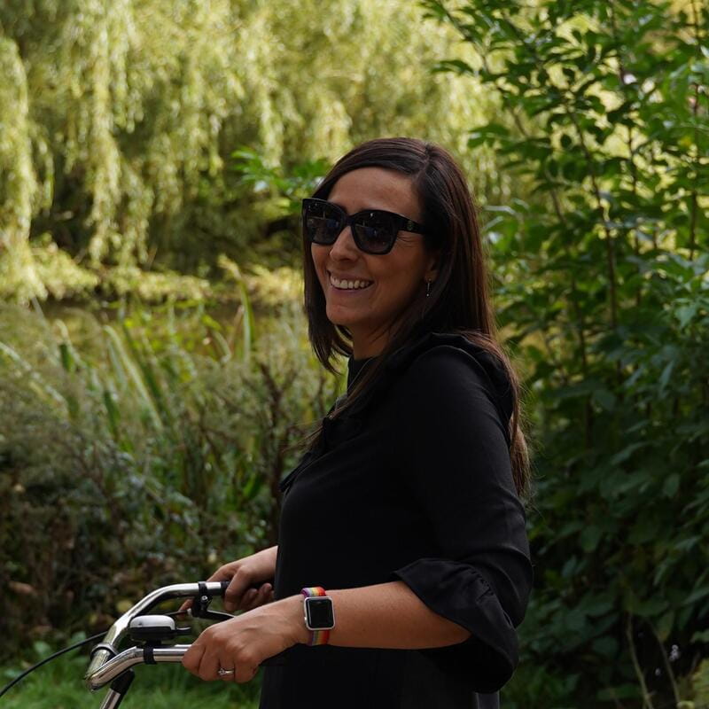 Amsterdam: Bike Tour with Optional Cruise in Small-Group - Centraal Station and the Singel Canal