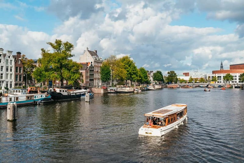 Amsterdam: Bike Tour with Optional Cruise in Small-Group - Artis Zoo and De Gooyer Windmill
