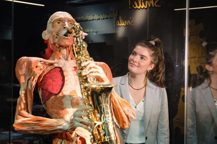 Amsterdam: Body Worlds Exhibition and Canal Cruise - How long to allow inside the museum