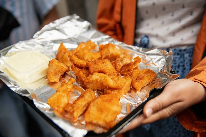 Amsterdam Canal Cruise and local Food Tour - Starting with Dutch bites at Noordermarkt