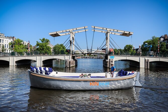 Amsterdam Canal Cruise in Open Boat with Unlimited Drinks Option - Who Will Enjoy This Cruise Most?