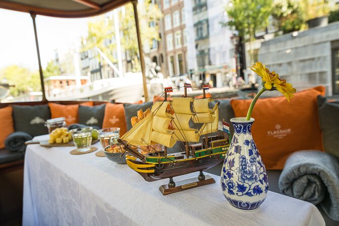Amsterdam Canal Cruise with Cheese and Wine - Who will enjoy this cruise most?