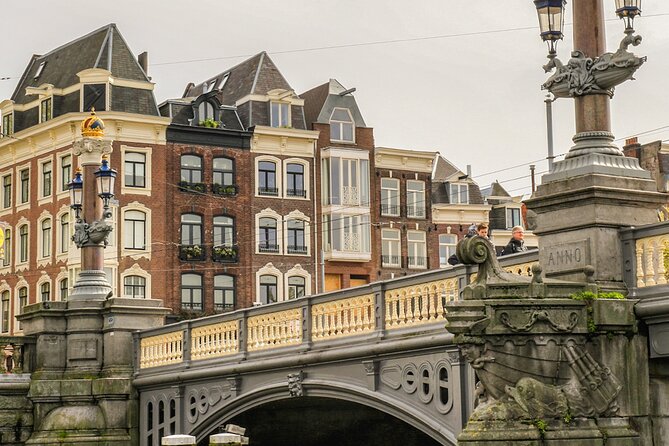 Amsterdam Canal Cruise with German Guide and unlimited drinks - The Seven Bridges photo view