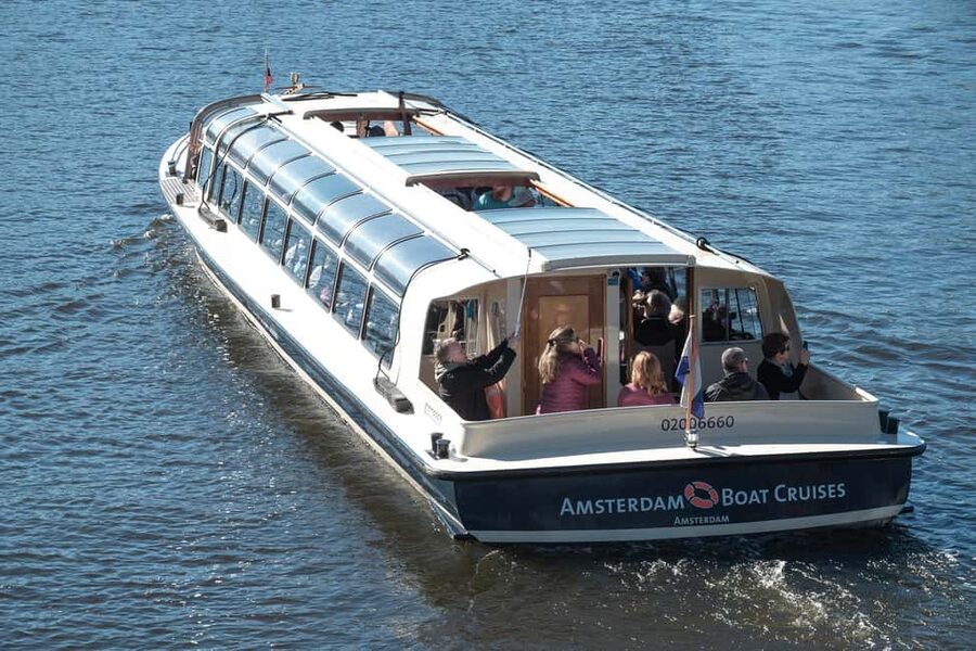 Amsterdam: Canal Cruise with Live Commentary & Audio Guide - The Western Church and Amsterdam’s Famous Bridges
