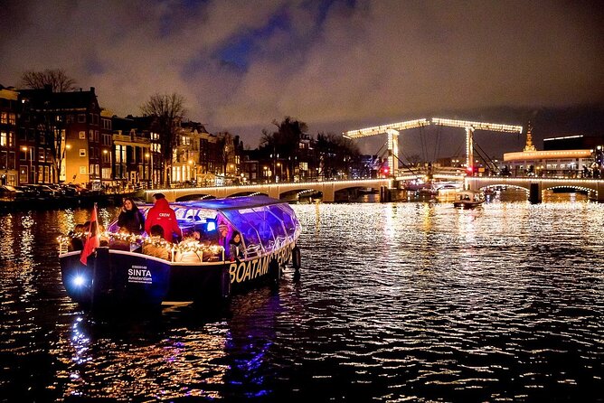 Amsterdam Canal Cruise With Live Guide and Unlimited Drinks - What the one-hour cruise is really like