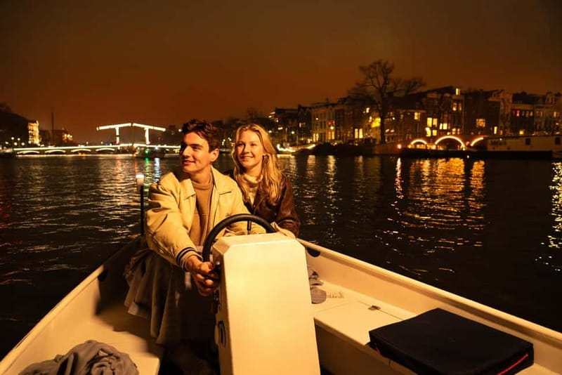 Amsterdam: Captain For a Day 2-Hour Boat Rental - Boat sizes for couples, families, and groups