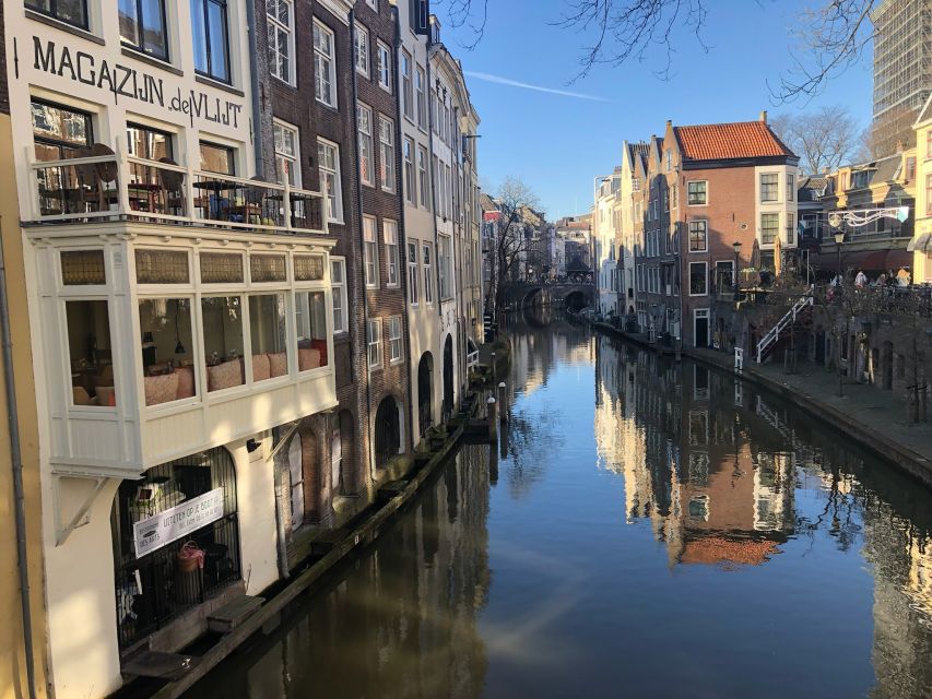 Amsterdam Castle & Utrecht City Tour - The road to Utrecht through Dutch countryside