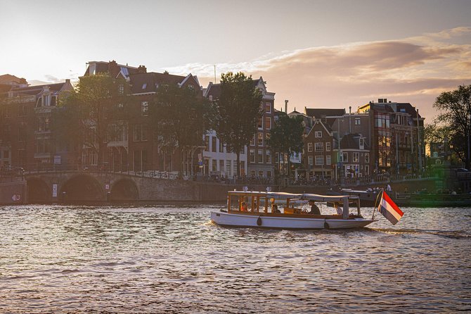 Amsterdam Champagne Private Canal Cruise - Why a private canal cruise changes the Amsterdam experience