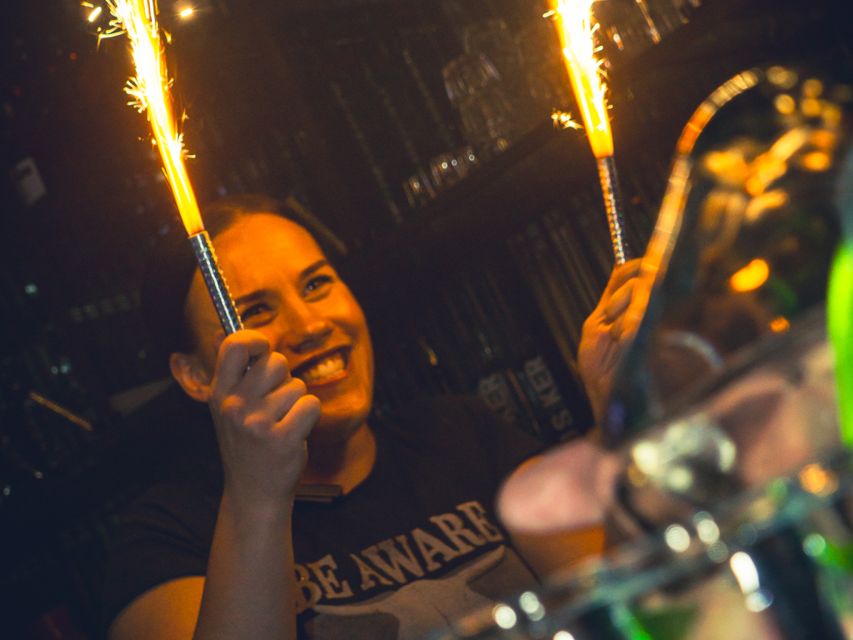 Amsterdam: City Center Bar Crawl and Nightlife Experience - Who will enjoy this Amsterdam night out?