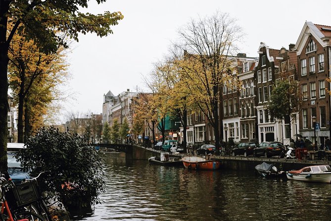 Amsterdam City Center & History - Exclusive Guided Walking Tour - Jordaan details: gable stones, hofjes, and Noorderkerk
